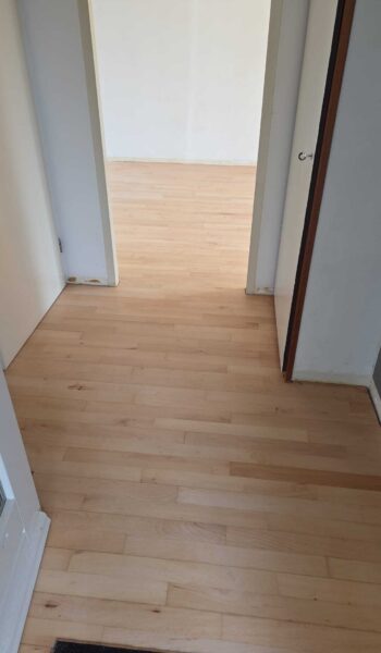 Beuken - Venlo - Schuren afvoegen en lakken - Na